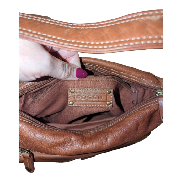 Fossil brown leather shoulder bag with ID holder,genuine leather, hobo style. - Picture 11 of 12